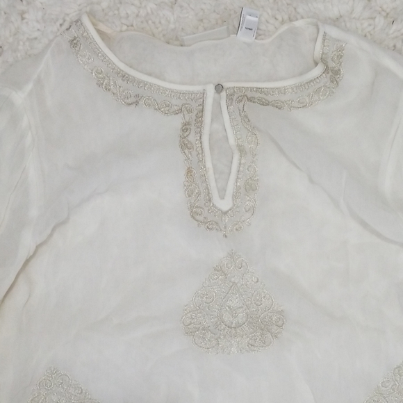 BEAUTIFUL - Chicos Womens Sheer Embroidered Blouse - Picture 2 of 7